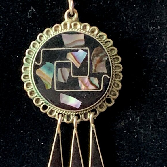 MEXICO ALPACA SILVER ROUND ABALONE DANGLING EARRINGS - Picture 3 of 5